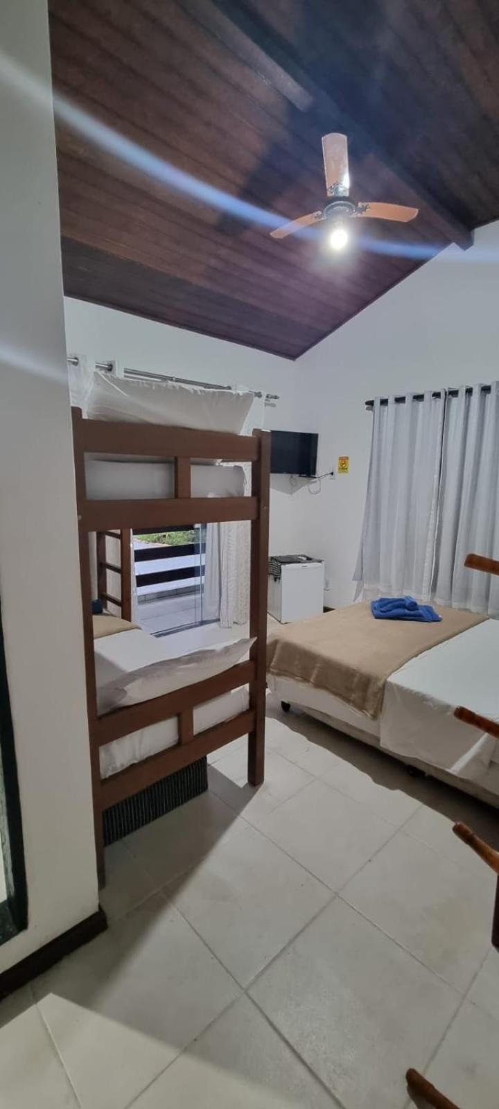 Apartamento con vistas a la piscina